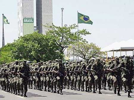 9 brazil 1367029097 500x0 Top 11 quốc gia tăng cường chi tiêu cho việc quân sự