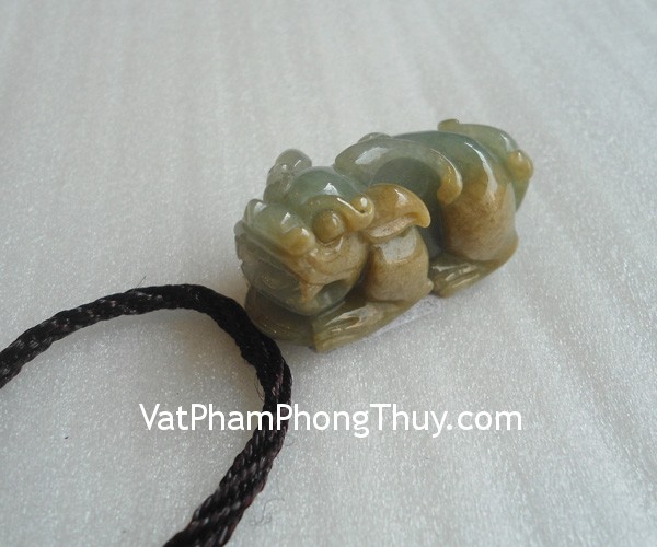 ty huu phi thuy s2004 9958 Mặt đeo cổ Tỳ Hưu đá ngọc Phỉ Thúy thiên nhiên S2004 9958