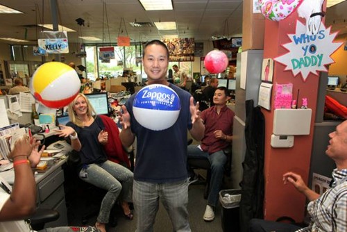 tony hsieh 1 Cuộc cách mạng lớn làm thay đổi thế giới mang tên Zappos