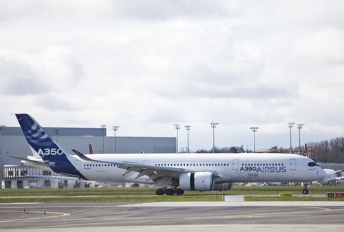 a350 5112 1402479281 Hãng hàng không Airbus mất đơn hàng 16 tỷ USD
