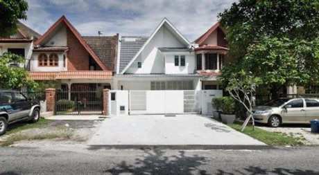 1 33785 Kêu gọi người dân Malaysia mua nhà khi đồng ringgit suy yếu